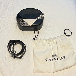 Coach Canteen Crossbody